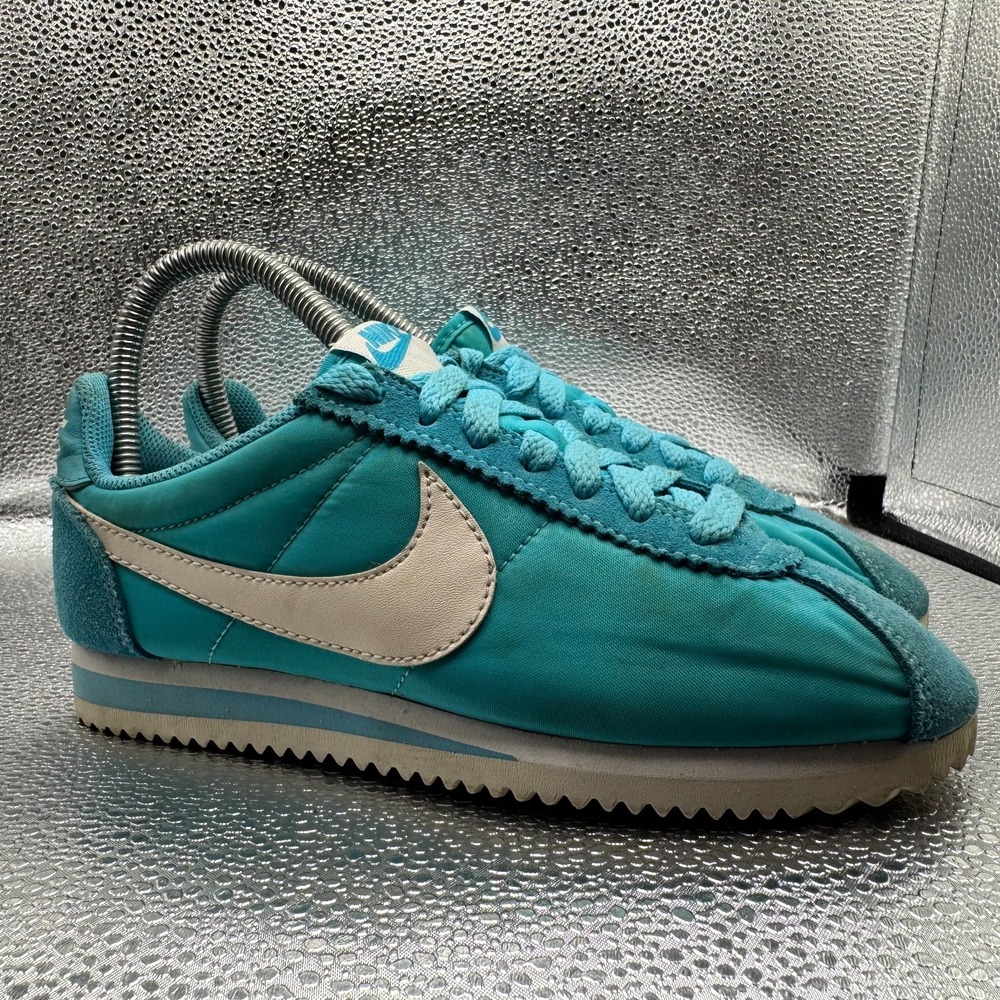 Size 5 Nike Classic Cortez Gamma Blue White Womens Athletic Shoes 749864-410